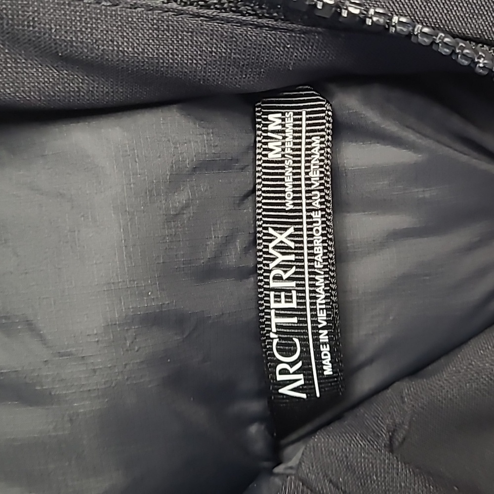 Arc'teryx Patera Parka Women's- Black- Season 2022 - Picture 5 of 12